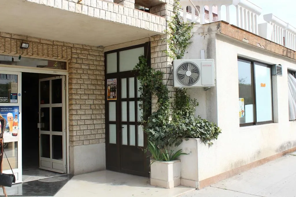 Zdenka Studio Split 0*,  Croatia